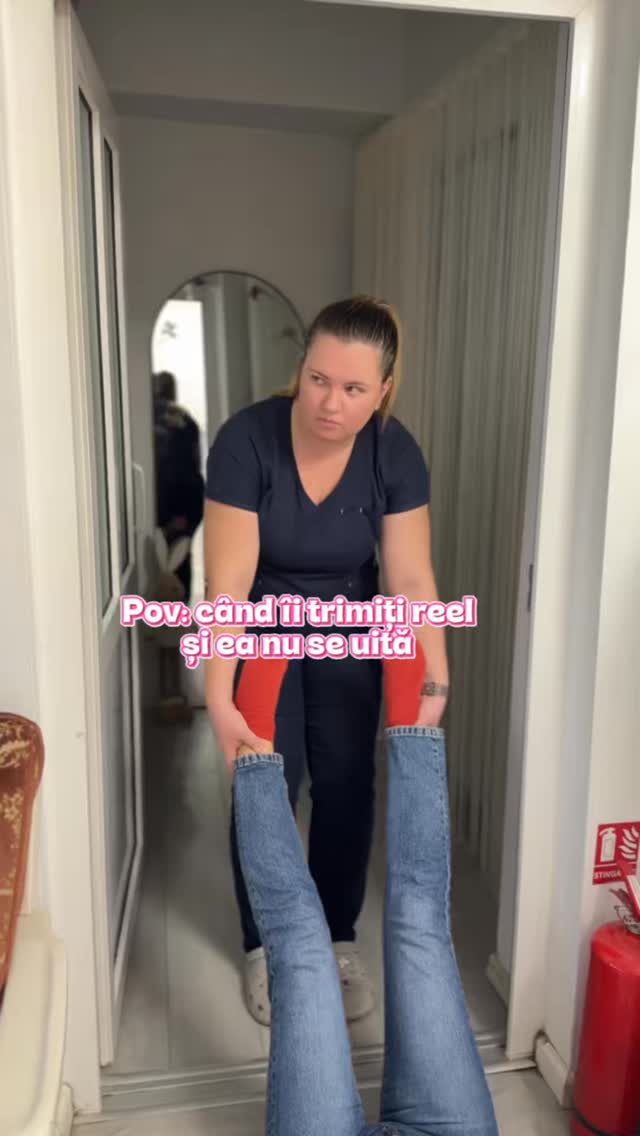 Și vouă vi se întâmplă asta sau doar eu trăiesc asta😁
Trimiți reeluri… și ea nici nu reacționează …